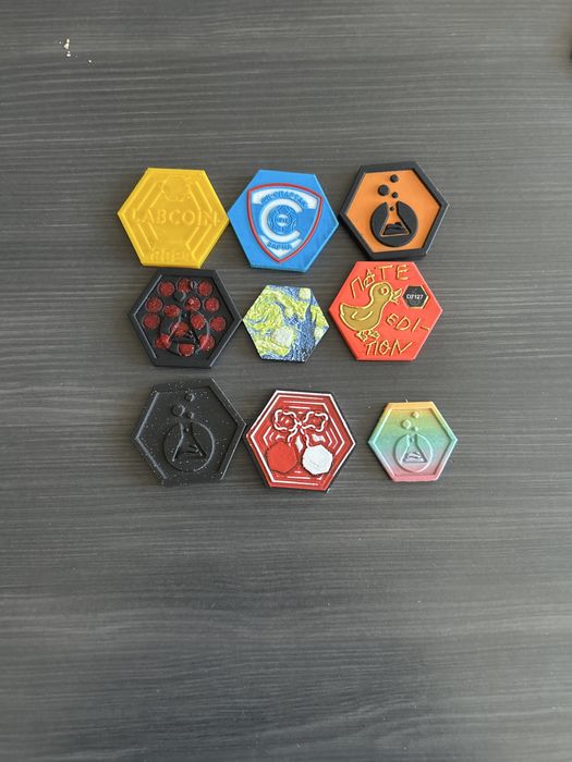 Продавам лаб койни