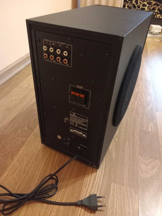 Subwoofer Activ -Auna  YC-5.1 Cinema -WG /100 W