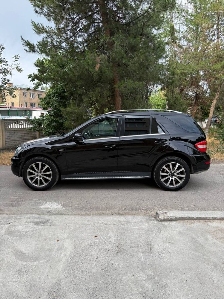 Mercedes benz  ML 350 grand edition