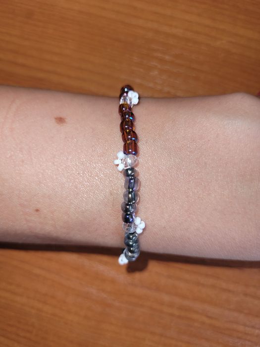 Ръчно плетени гривни