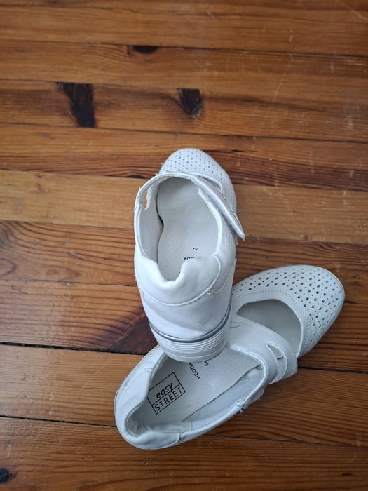 Дамски летни обувки