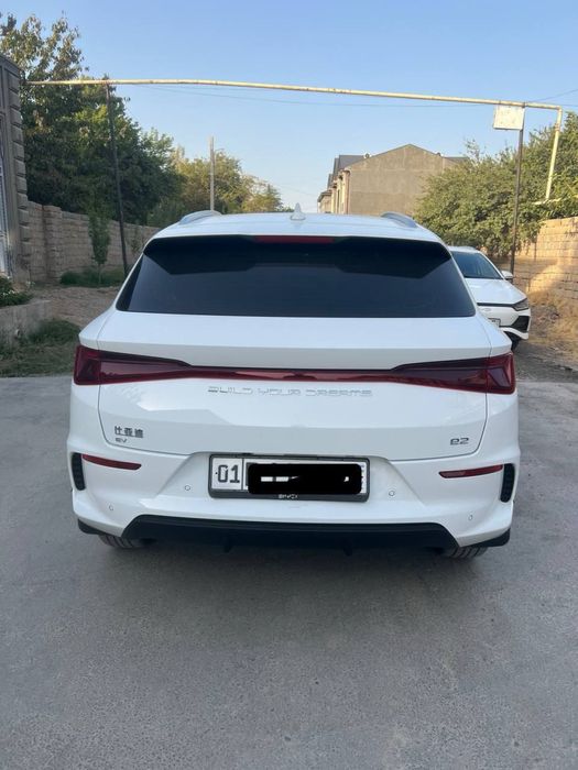 BYD E2 Luxury 2025