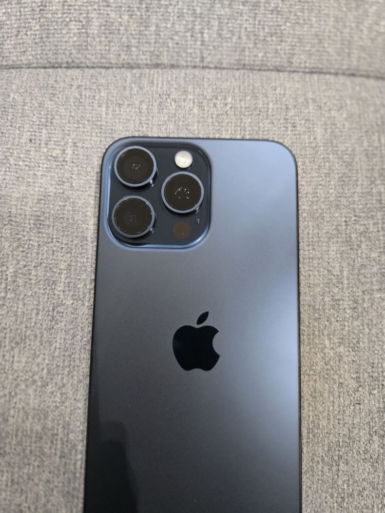 IPhone 15 Pro Max 256GB без забележки