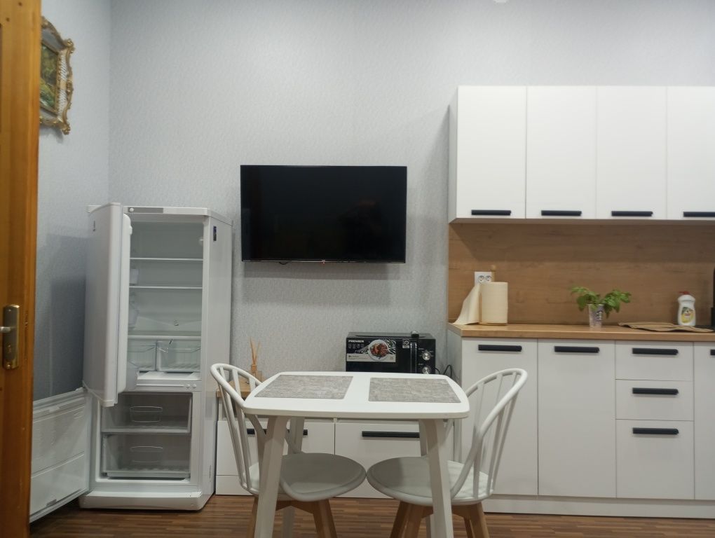 2ком.дом в центре.Ориентир "Грандмир",парк Бабура,Шота Руставели.Ремон
