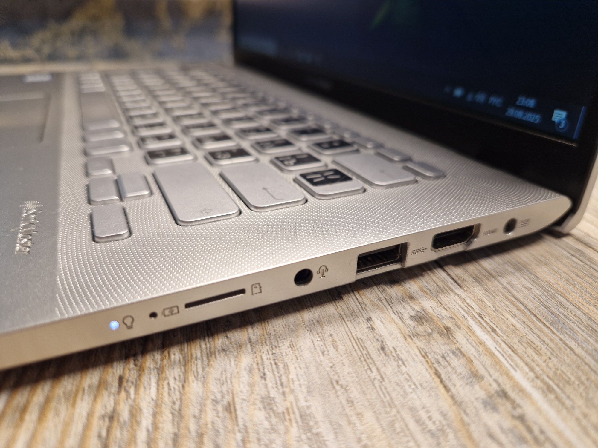 Ультабук Asus X420UА есть расрочка