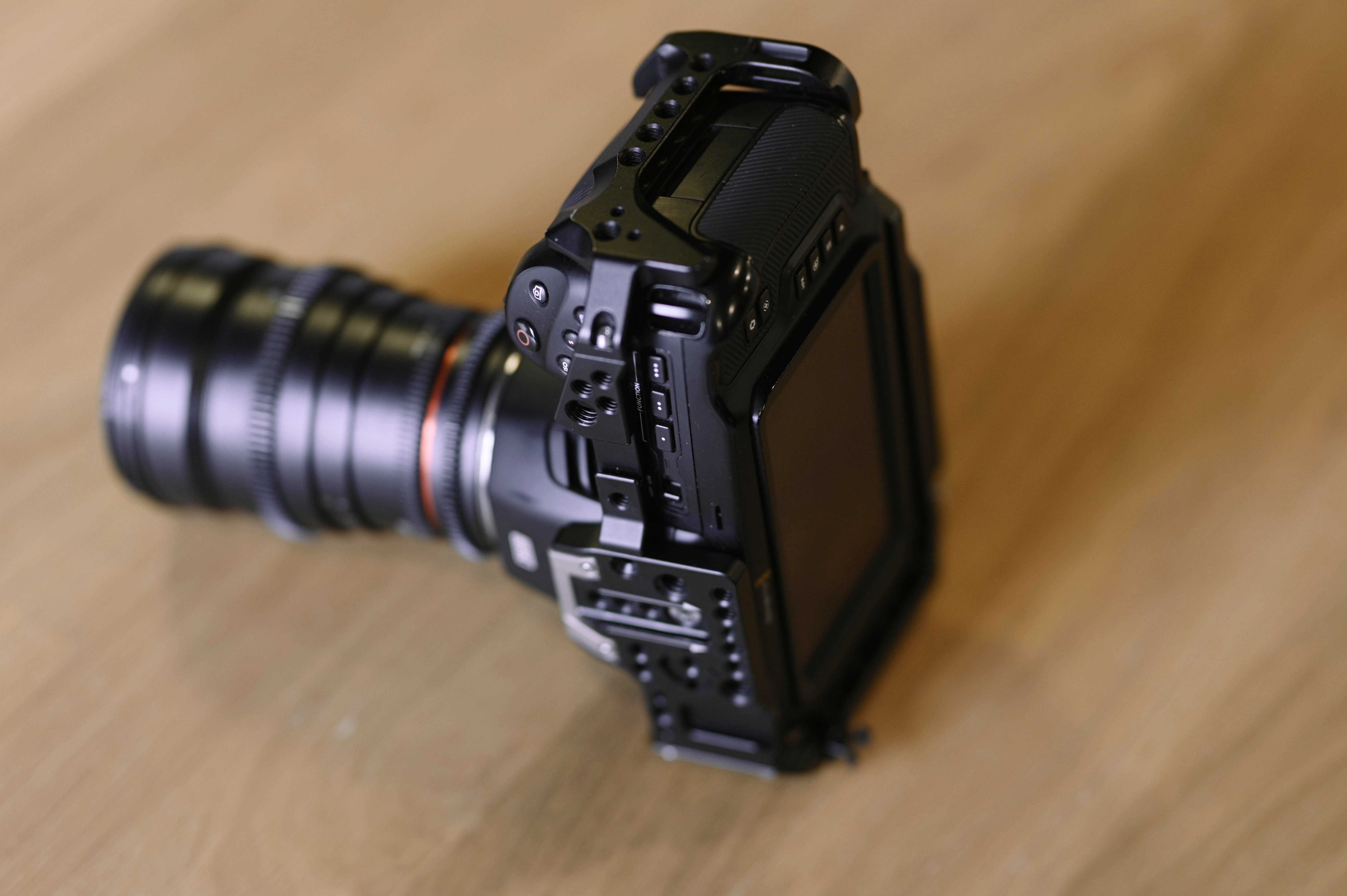 Blackmagic Pocket Cinema Camera 6K + accesorii