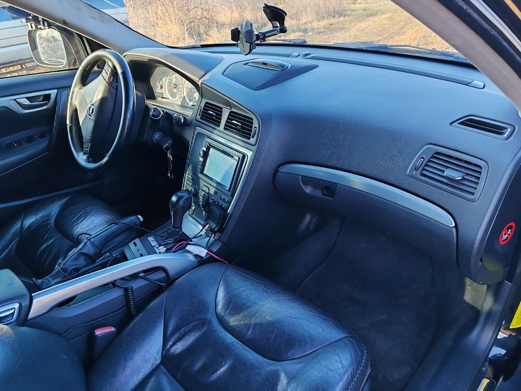 Volvo xc70 cross contry