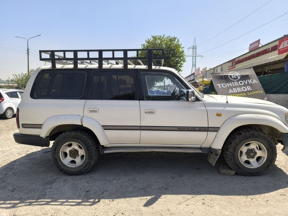 Toyota lend cruzer 80 Sotiladi