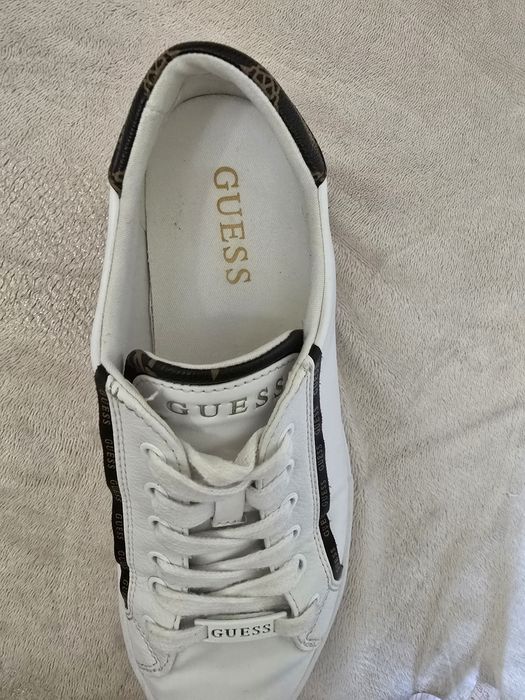 Sneakers Guess Pardie6 FLJPR6 ELE12 Alb