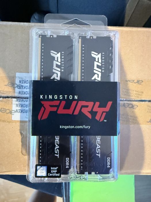 Kit 128gb RAM Kingston Fury 3600mhz DDR4