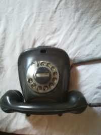 Продавам стар бакелитен телефон за декорация
