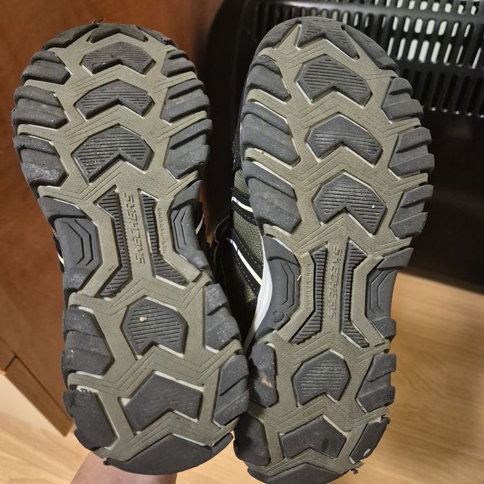 Зимни, водоустойчиви боти Skechers