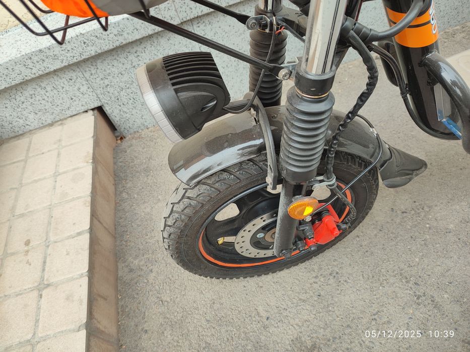 Monster skuter srochno