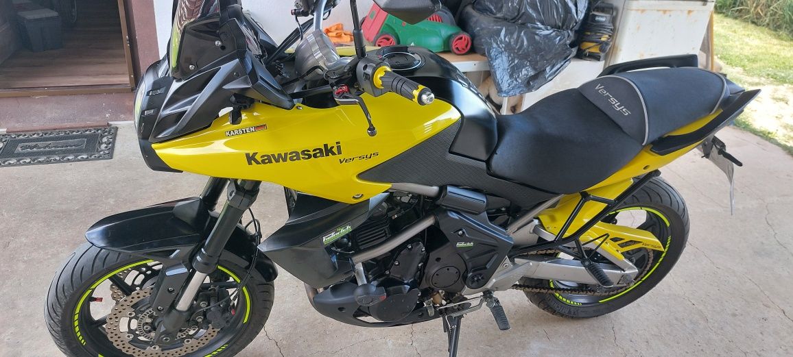 Motocicleta Kawasaki Versys