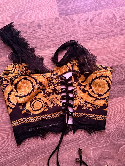 Комплект пола и бюстие