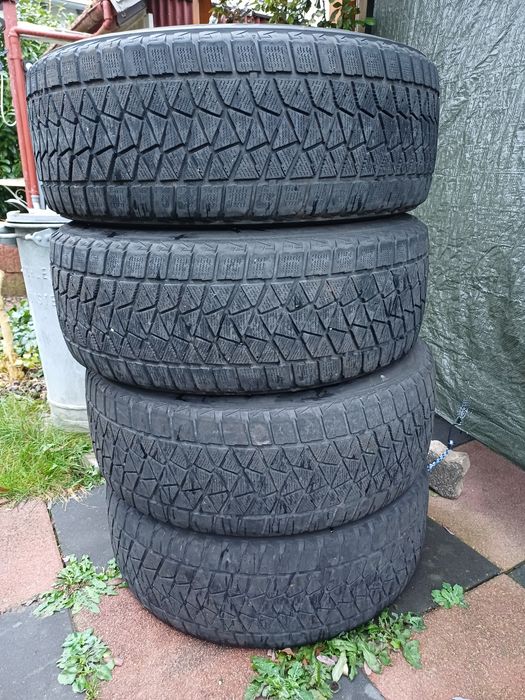 235 60 17 Bridgestone iarna