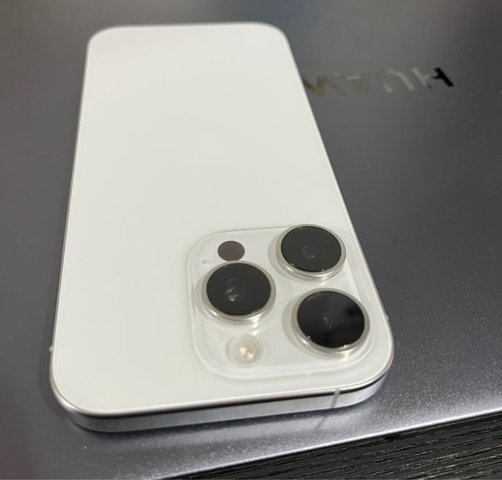 Iphone 16 Pro White Titanium