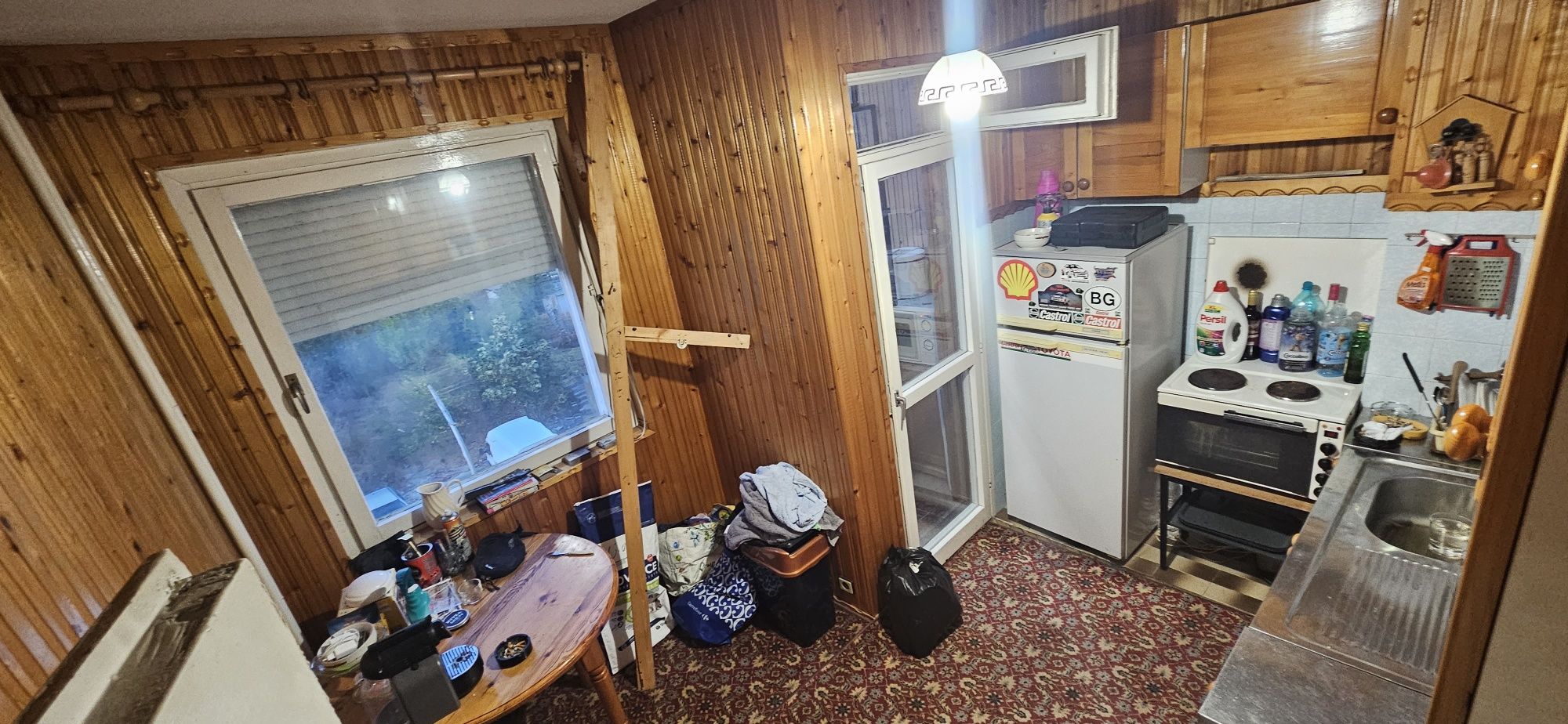 Продавасе апартамент панел 68 квадрата .