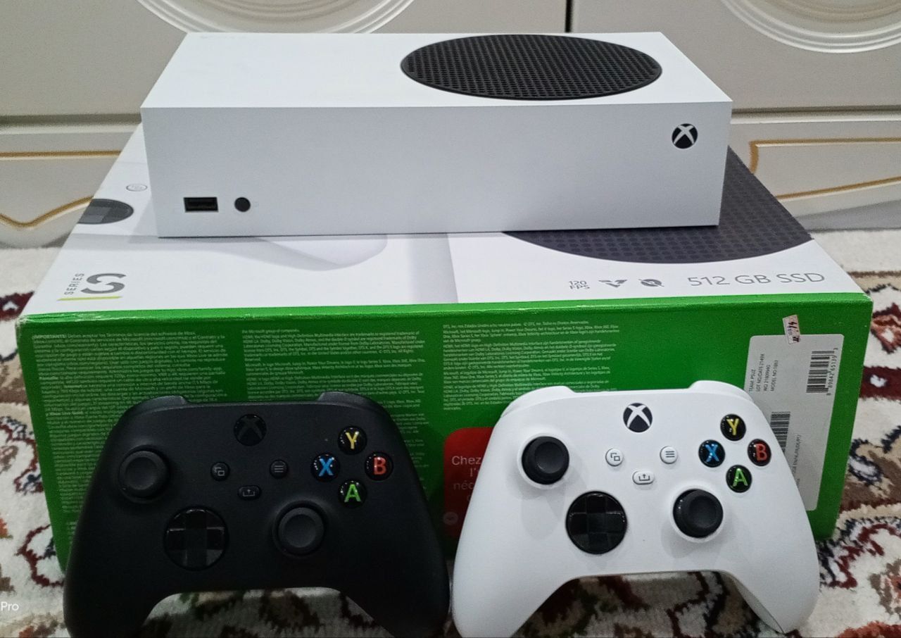 Xbox series S 2 джойстик идеальный состояние