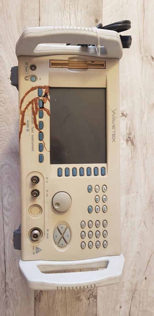GSM-тестер Wavetek 4400 M