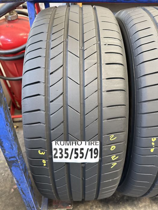 235/55/19 Kumho vara