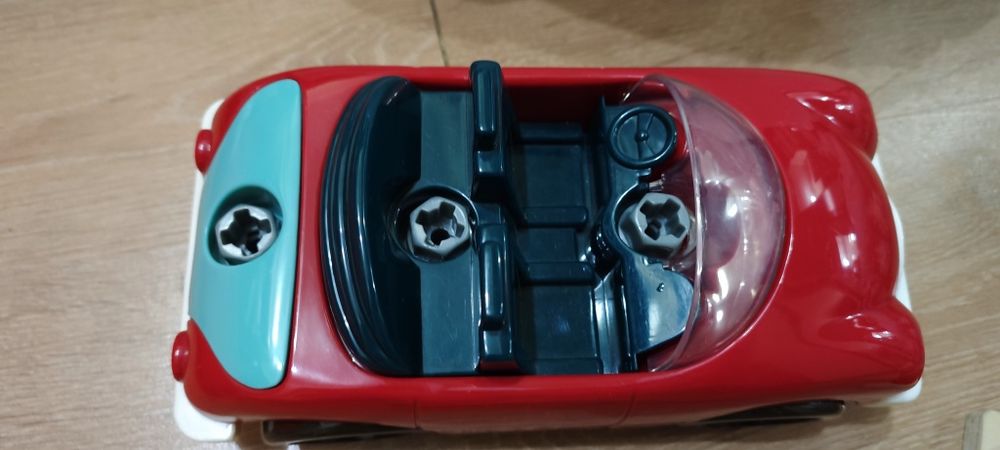 Продаются игрушки, звери, магниты, доска, Лего, машинка