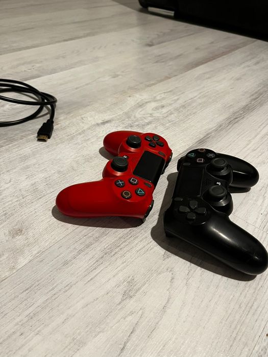 PlayStation 4 de vanzare