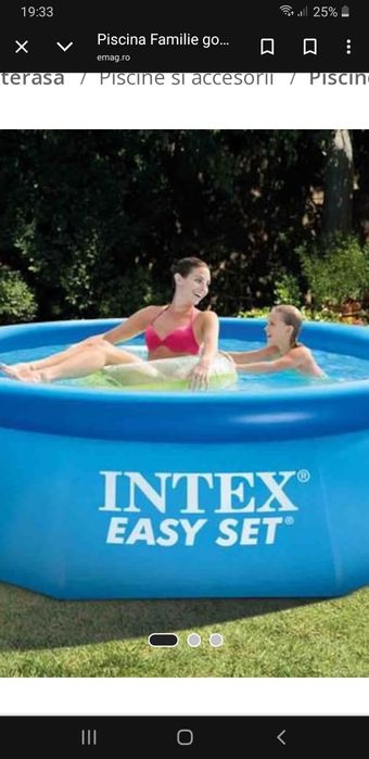 Piscina folosita foarte putin