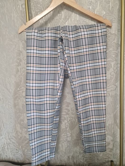 Compleu cu pantaloni burberry S