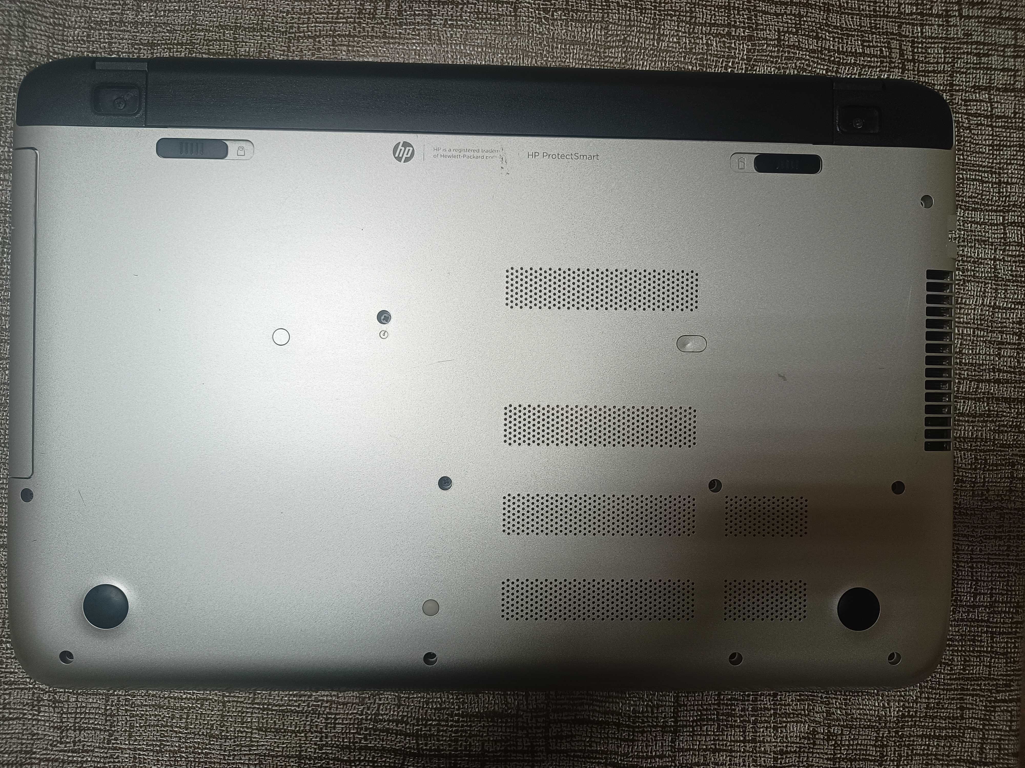 Продавам запазен лаптоп HP Pavilion 15-p050su, Beats Audio