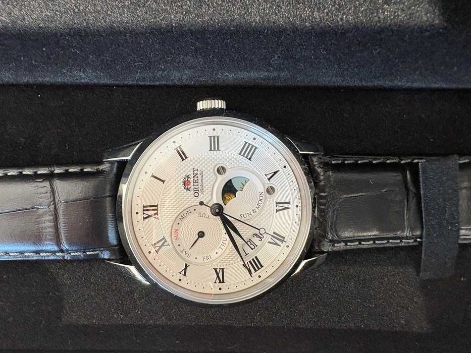 Часы ORIENT мужские новые RA-AK0008S