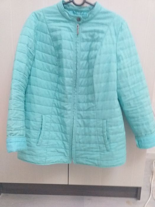 Куртка осення женская