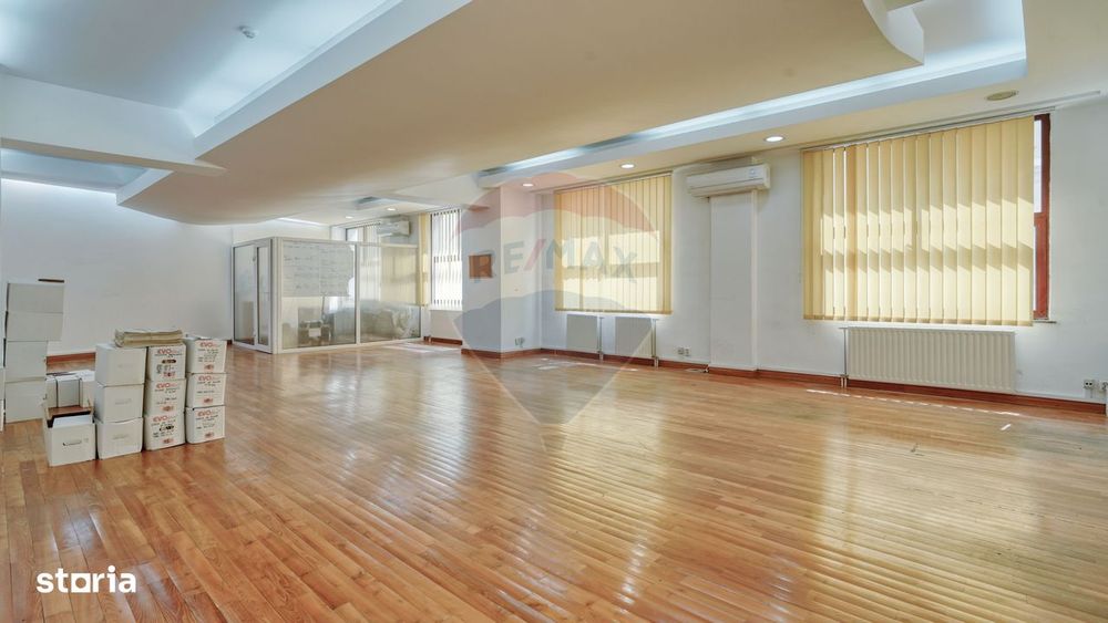 Birou de închiriat în clădire de birouri, Brașov, lângă Prefectura