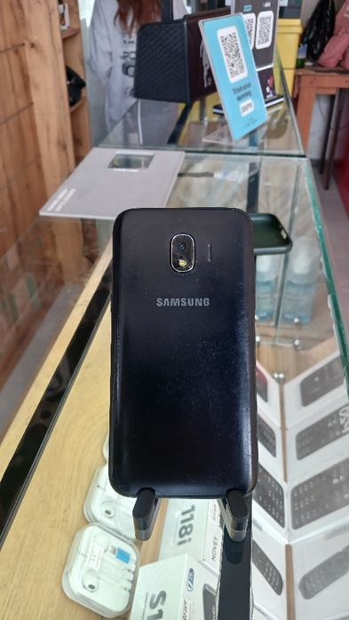 Samsung J2 PRO karobkasi bilan