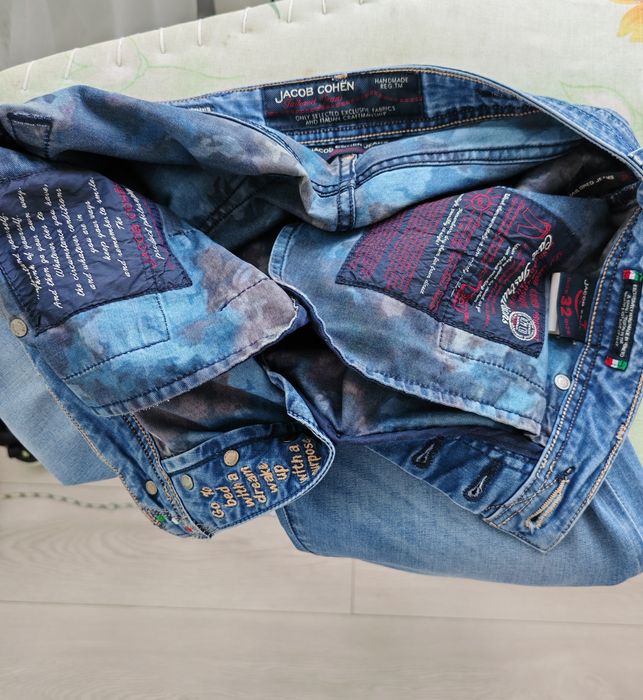 Jacob Cohen style 622 size 32