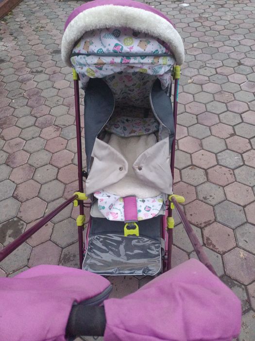 Санки+ коляска в хорошем состоянии.