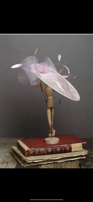 Palarie Fandacsia roz