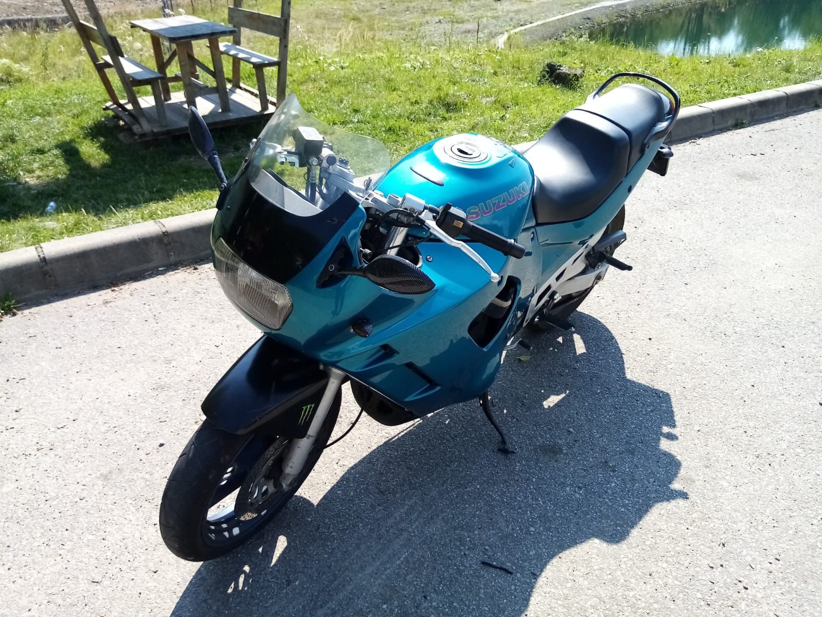 Suzuki gsx 600 f