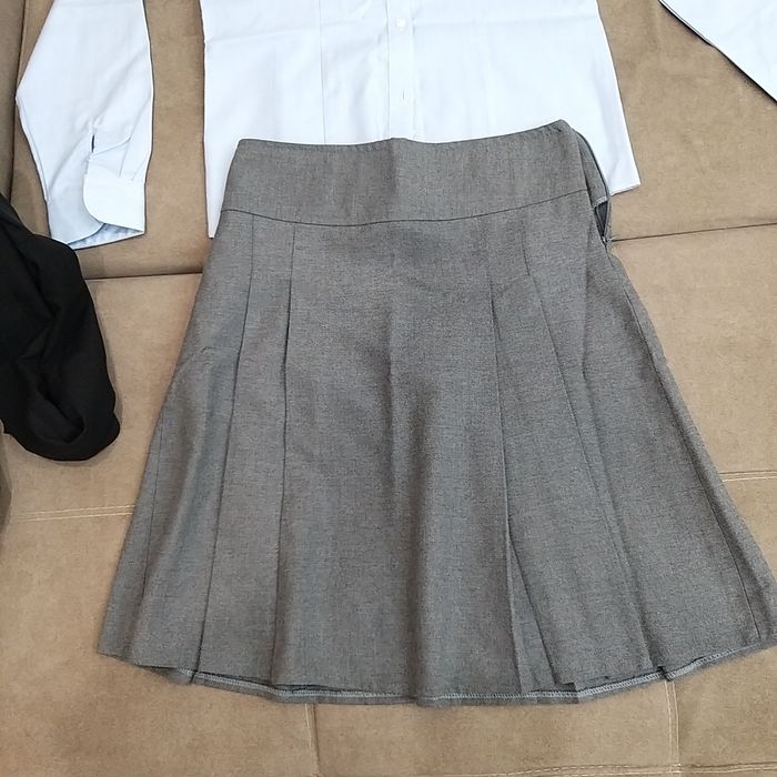 Школьная юбка и брюки девочке 10-13 лет