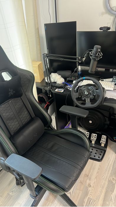 Scaun razer type z impecabil