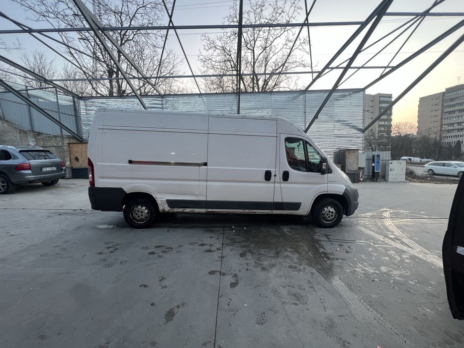 Duba de inchiriat/Autoutilitara / Camioneta -transport marfa,mutari!