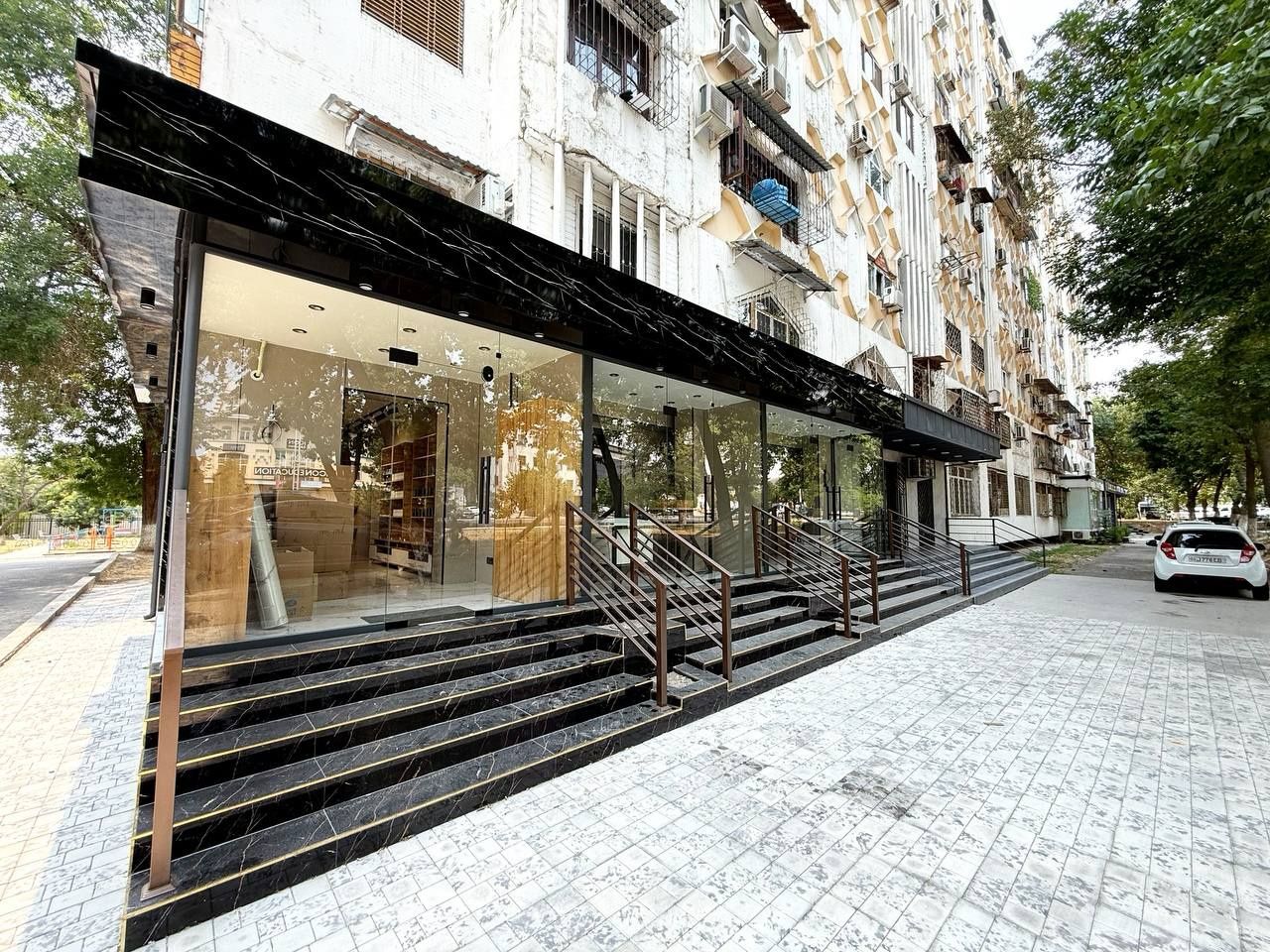 Продажа коммерческой недвижимости с готовым арендатором Чорсу