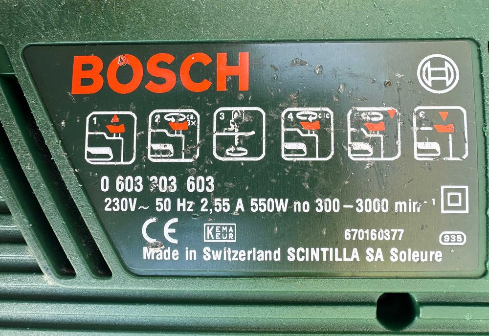 BOSCH PST 700 PAE - Прободен трион 550W