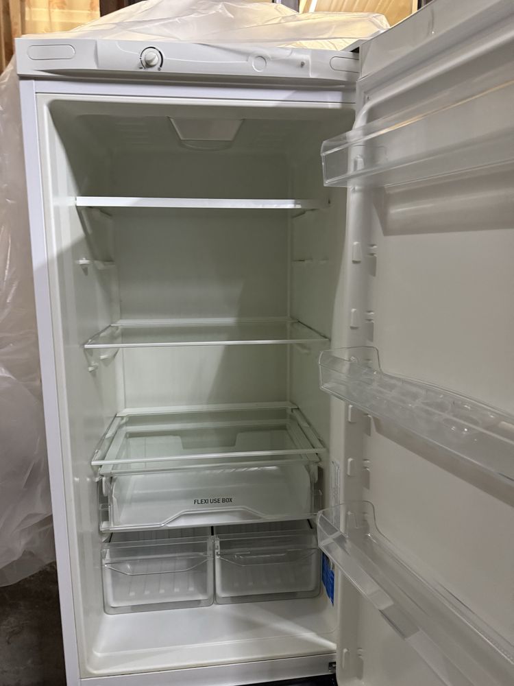 Indesit xolodilnik xolat zor 200$
