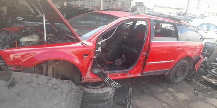 Pompa ABS 8e0 614 111 Volkswagen VW Passat B5.5 (facelift)