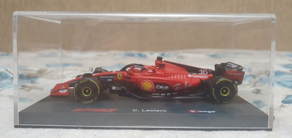 2023 Formula 1 Ferrari SF23 Charles Leclerc. TRANSPORT GRATUIT!!!