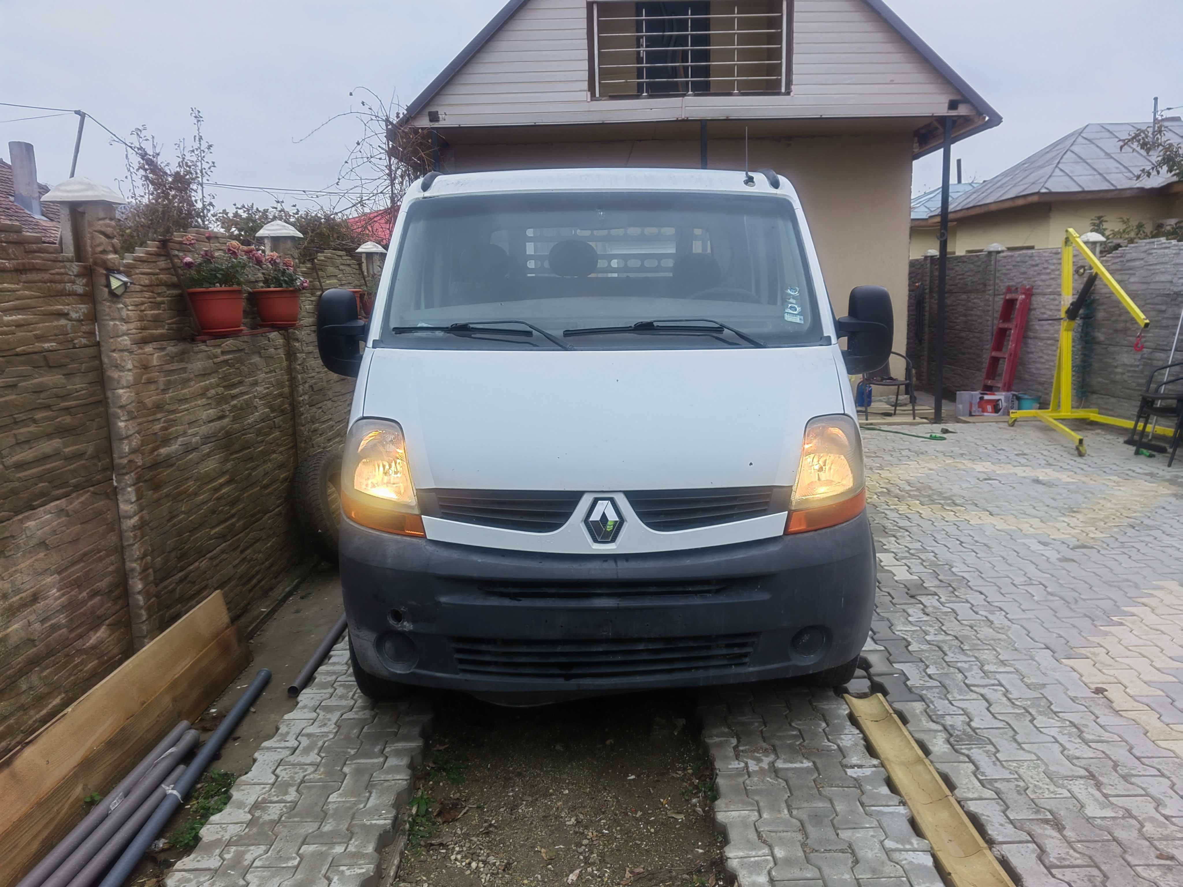 Vand sau schimb renault master 2.5 euro 4 2008 basculabila