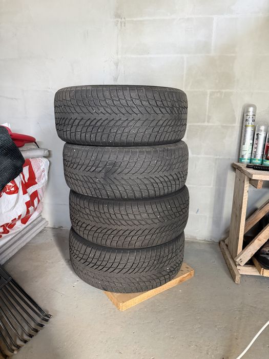 Anvelope 225/45/18 nokian iarna 7mm