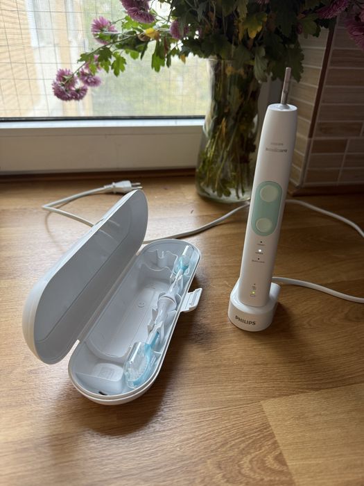 Periuta electrica Philips Sonicare 4100