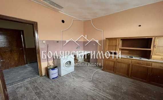 Продава се Многостаен апартамент в Павликени - 100 кв.м за 561 €/кв.м - Снимка #4